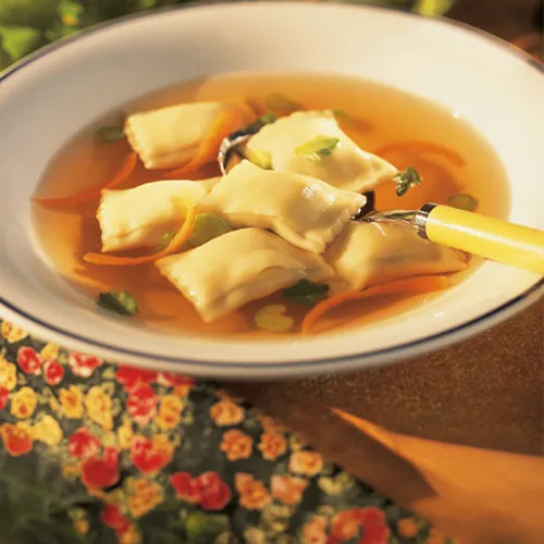 Abbildung Suppen-Maultaschen